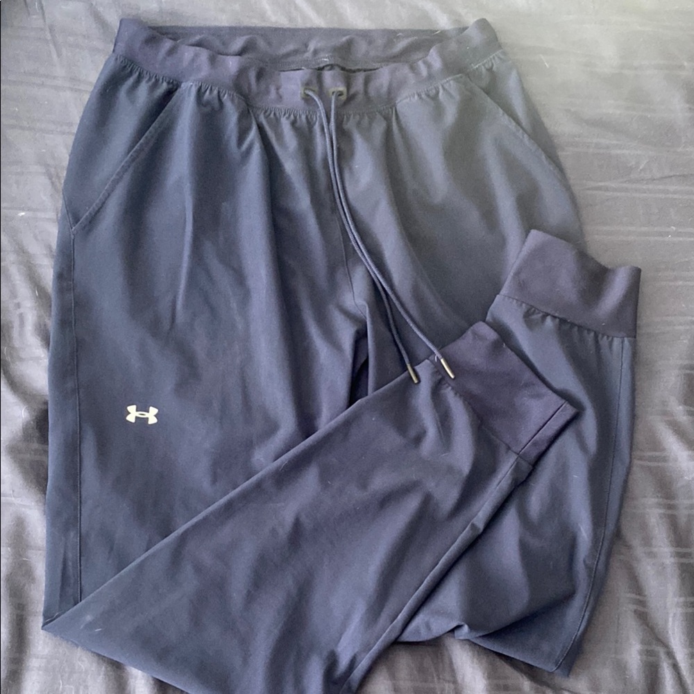 Women's UnderArmor Heatgear Joggers - Medium